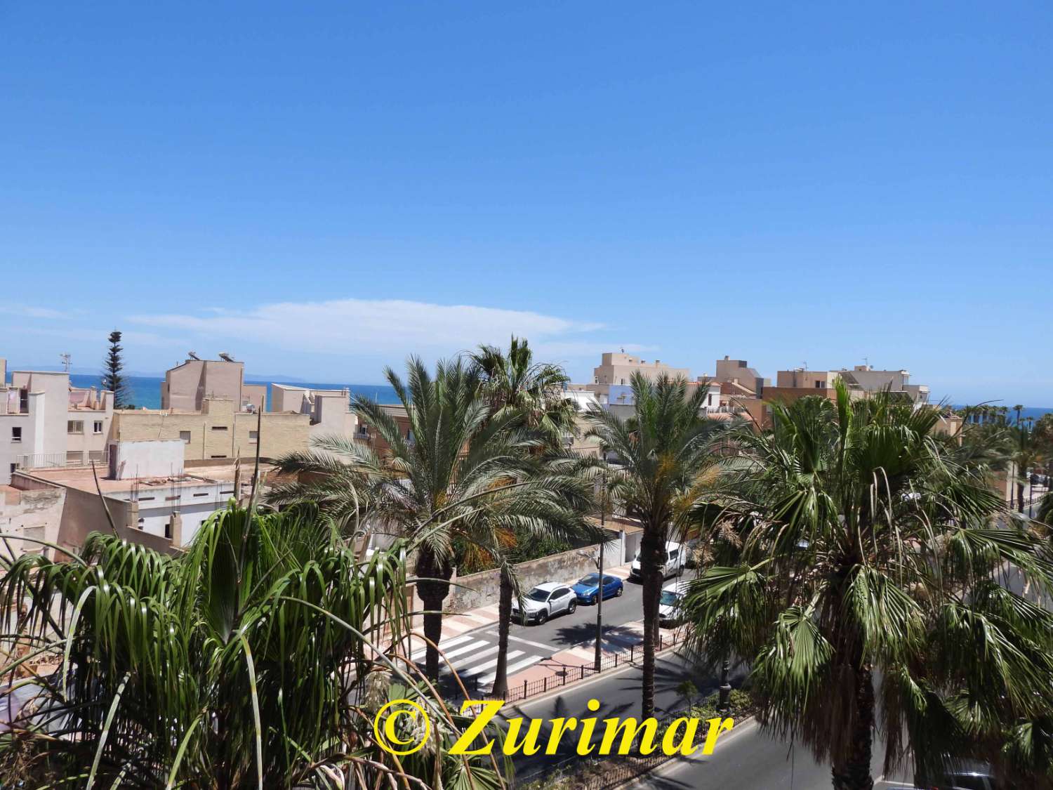 Apartment on the 3rd floor in the area of the port of Roquetas de Mar